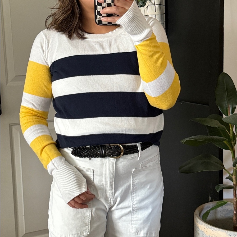 PAM & Gela Zip Back Color-Block Crew Sweater. S - Picture 7 of 9